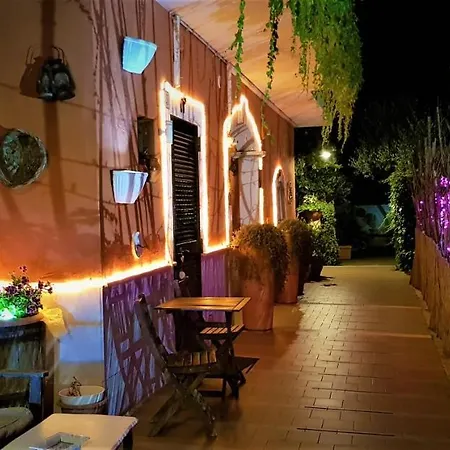 فندق مبيت وإفطار Casale Terra Sole