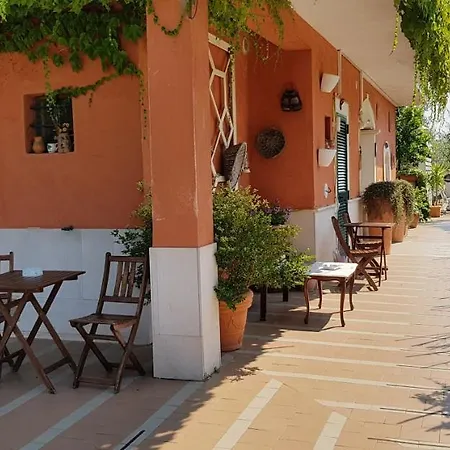 Couette-café Casale Terra Sole 3*